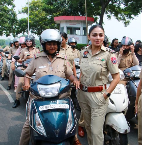 Neeru Bajwa in Police Uniform with Chandigarh Mahila Police 